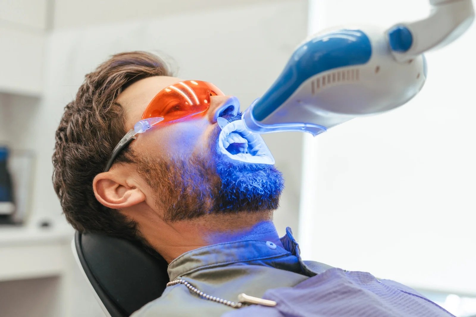 Laser teeth whitening procedure in Turkey – teeth whitening turkey